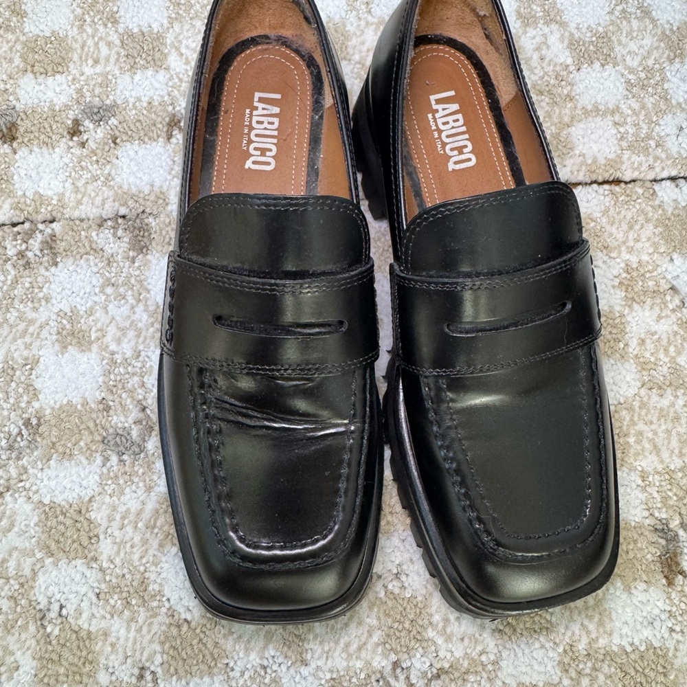 Labucq Mika Black Square Toe Loafer